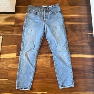 Wedgie Levi’s